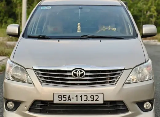 Toyota Innova 2013 - Số tự động