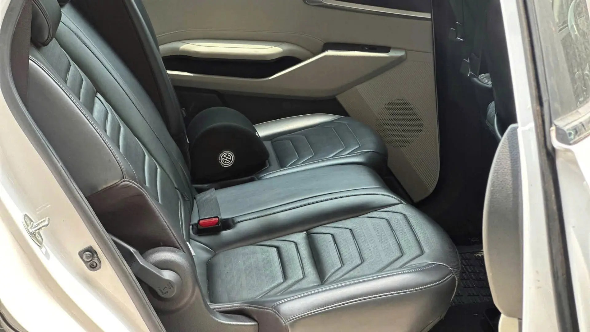 Kia Carens Luxury 2025