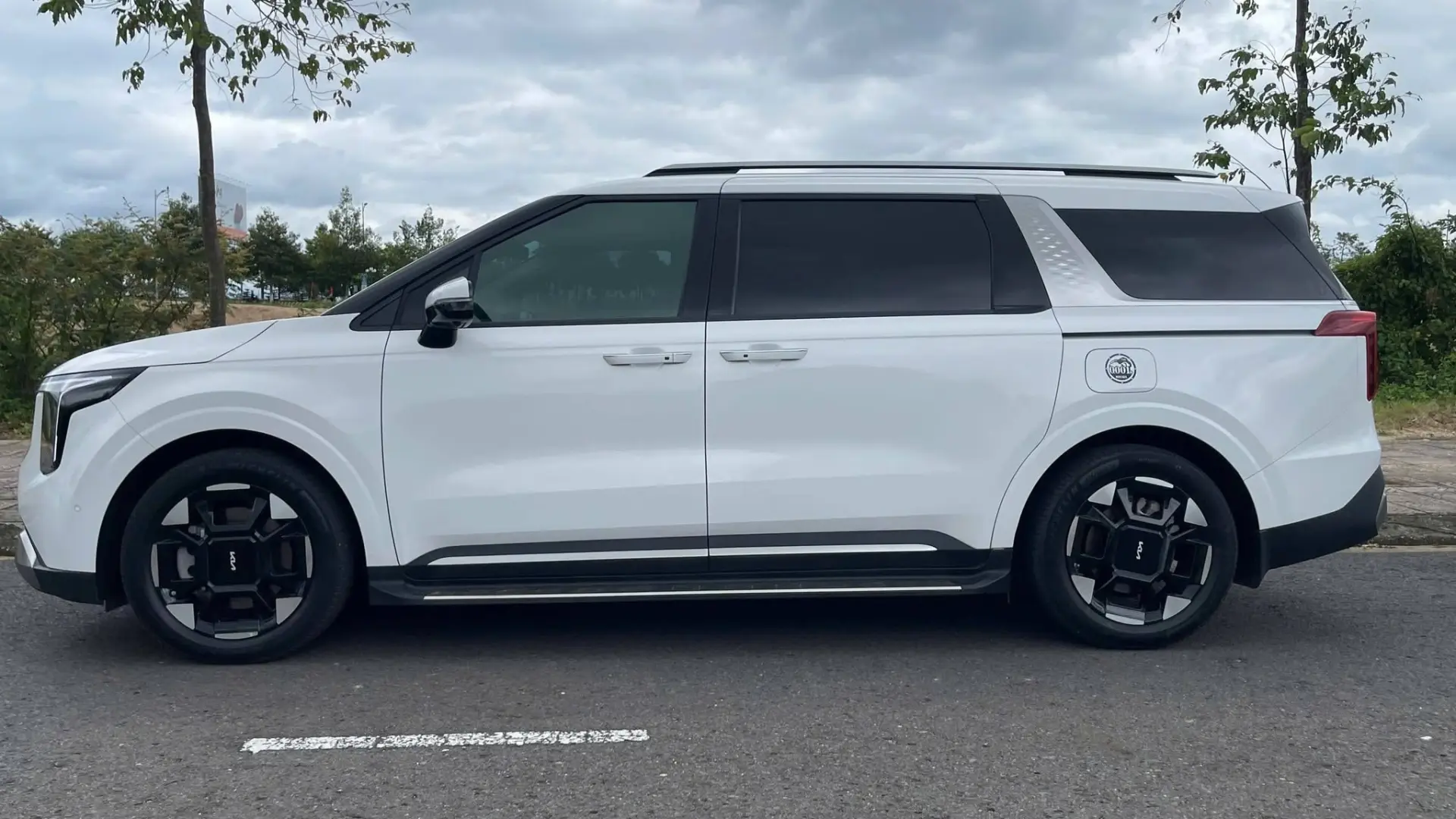 Kia New Carnival Signature 2026