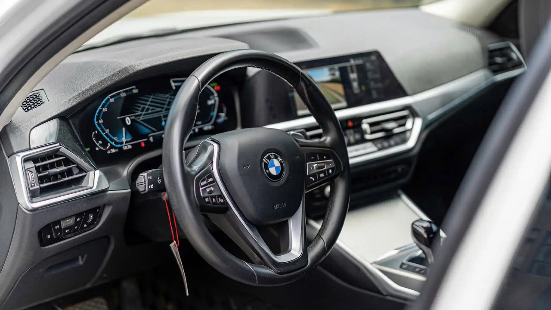 BMW 320i Sportline model 2023