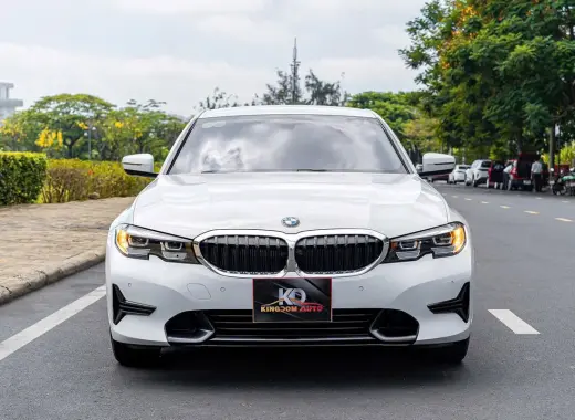 BMW 320i Sportline model 2023