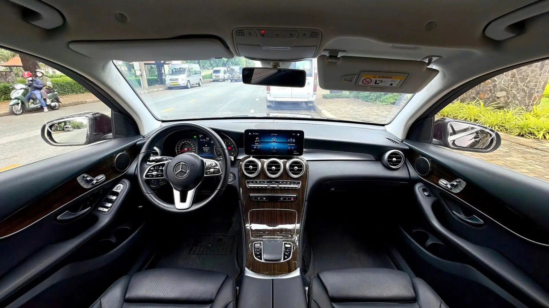Mercedes GLC200 facelift Model 2021
