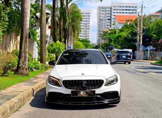 Mercedes C300 AMG 2021