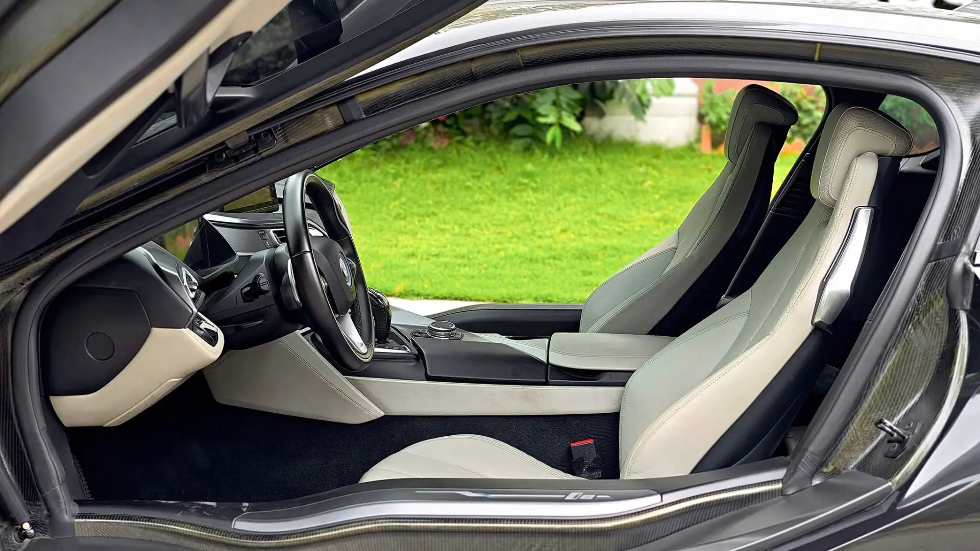BMW i8 2015