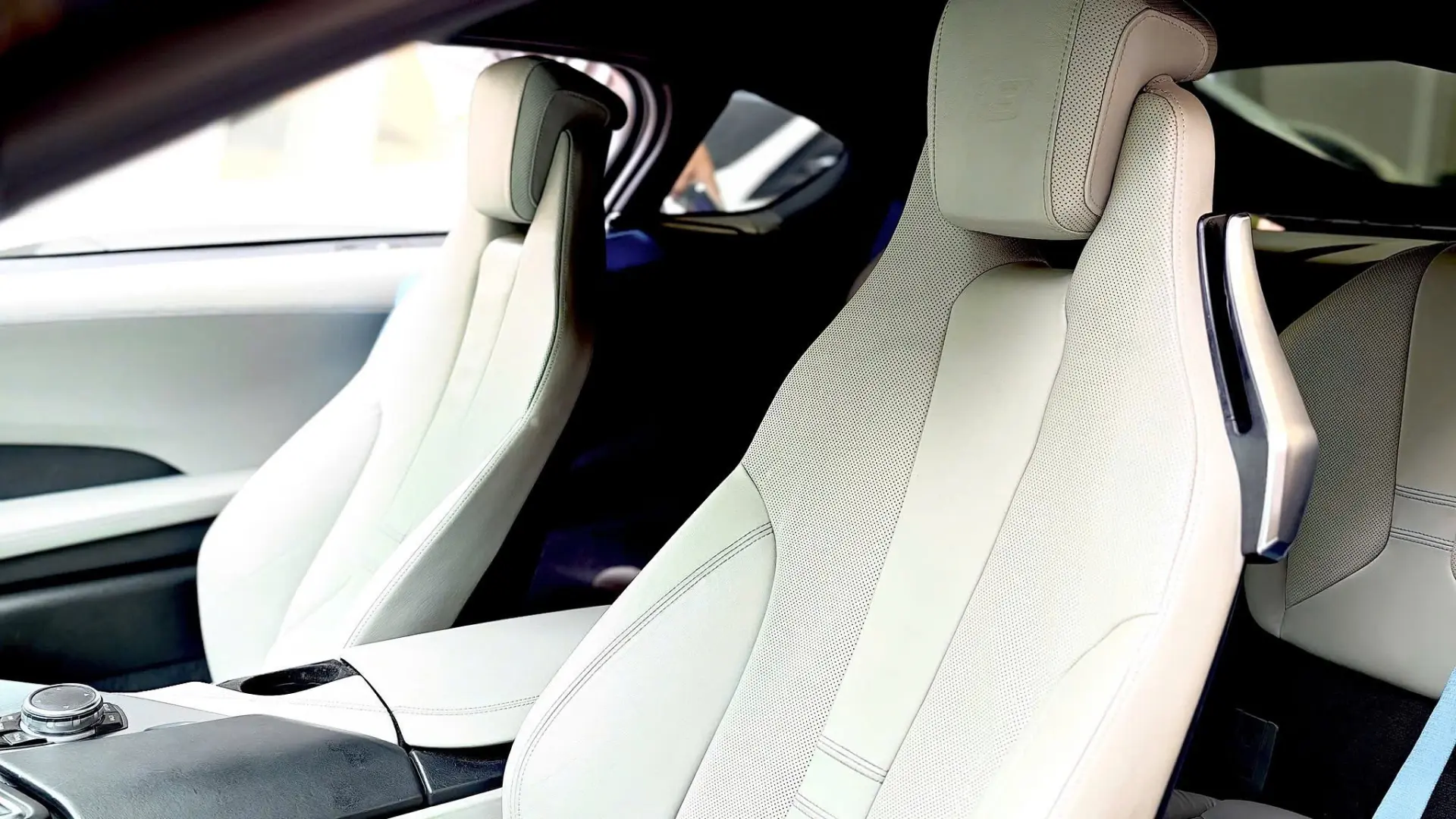 BMW i8 2015