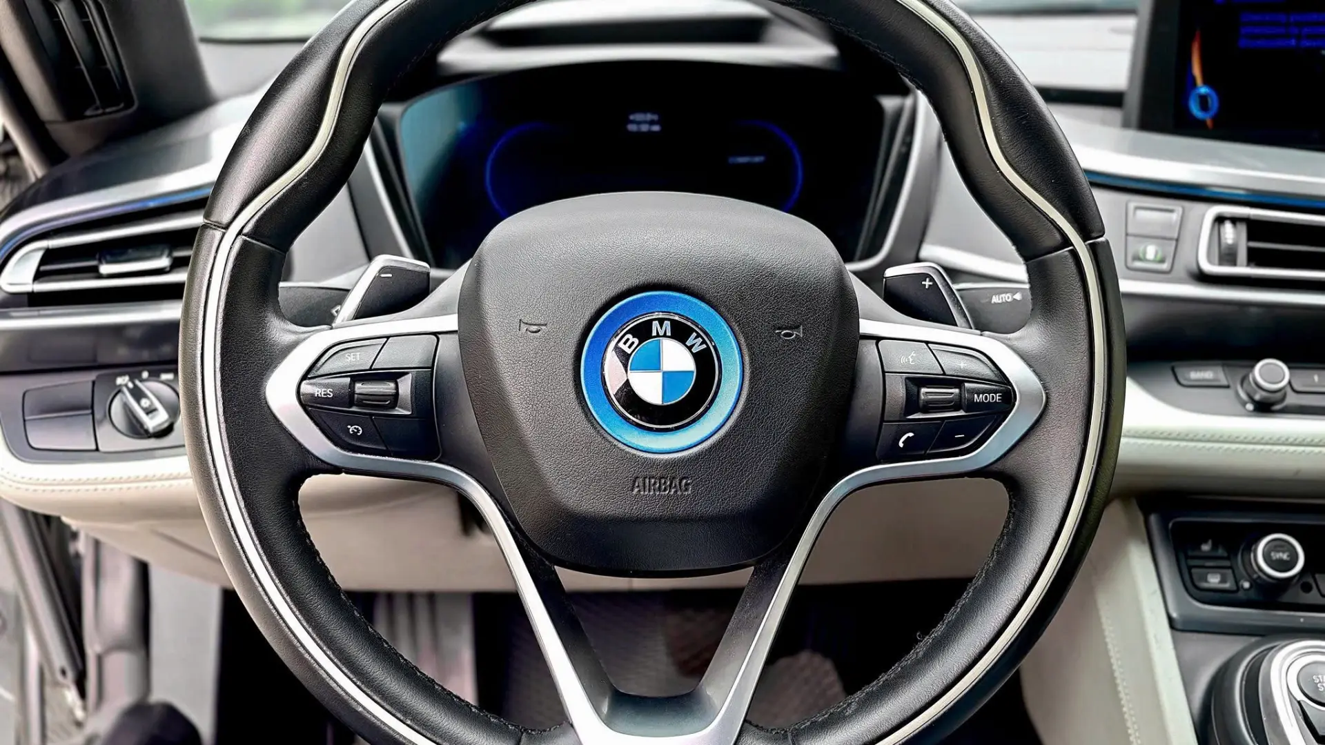 BMW i8 2015