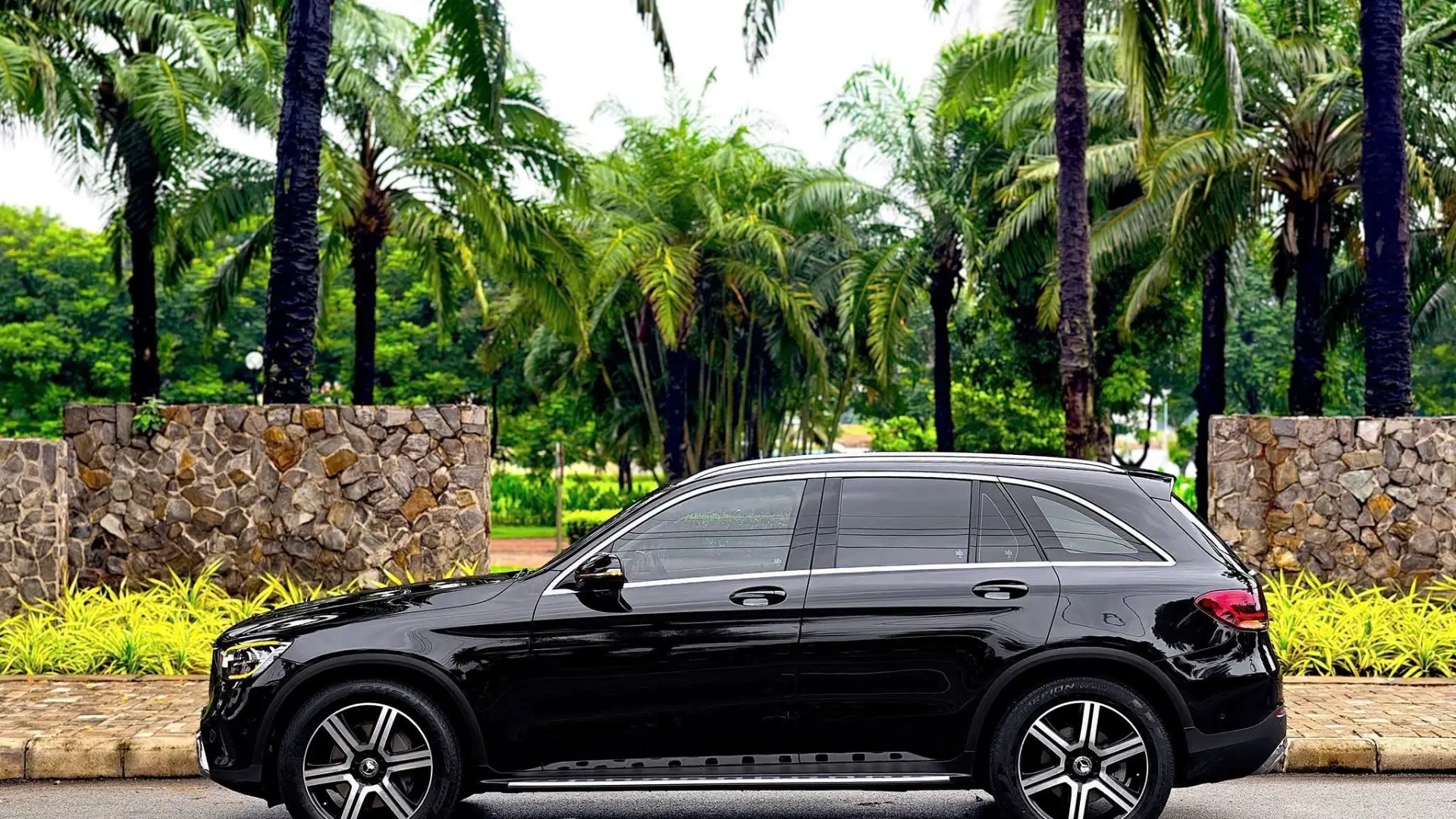 Mercedes GLC200 facelift Model 2021