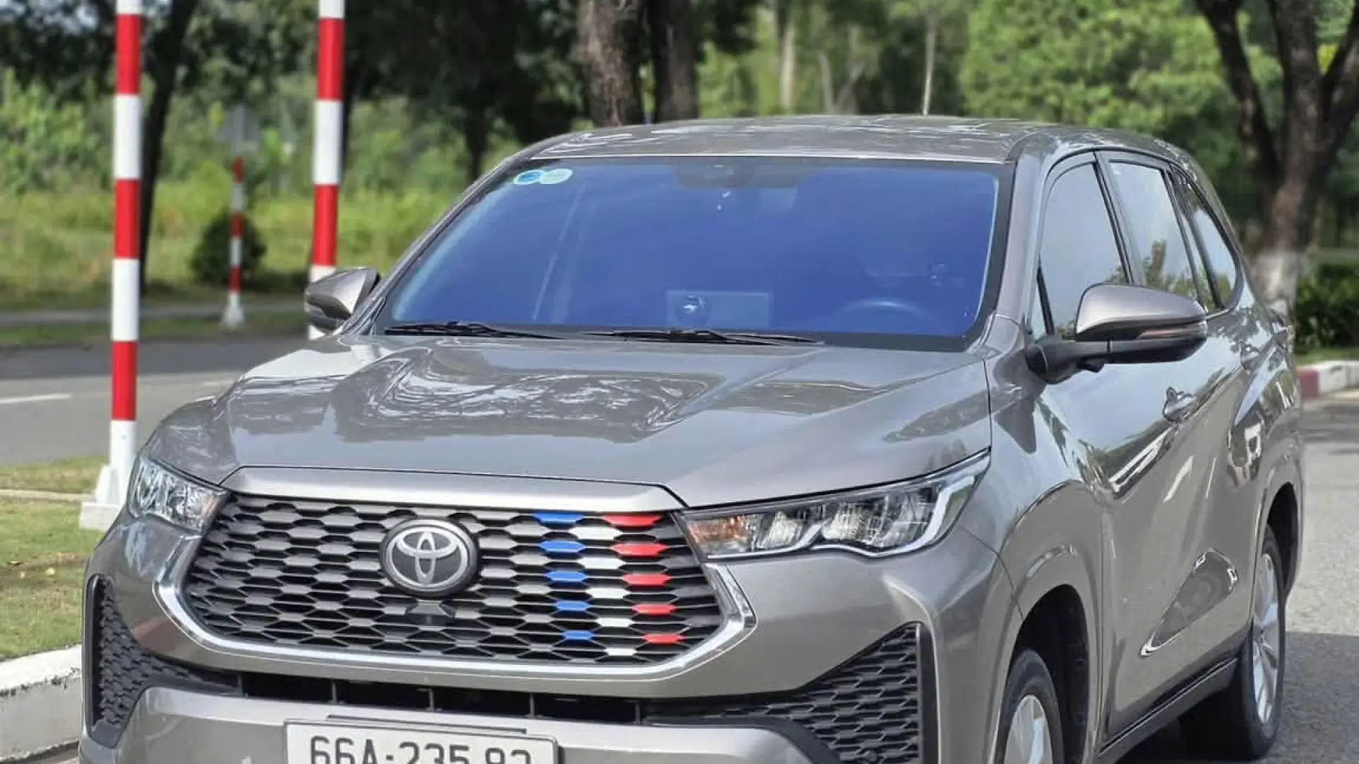 Toyota Innova Croos 2023 bản V