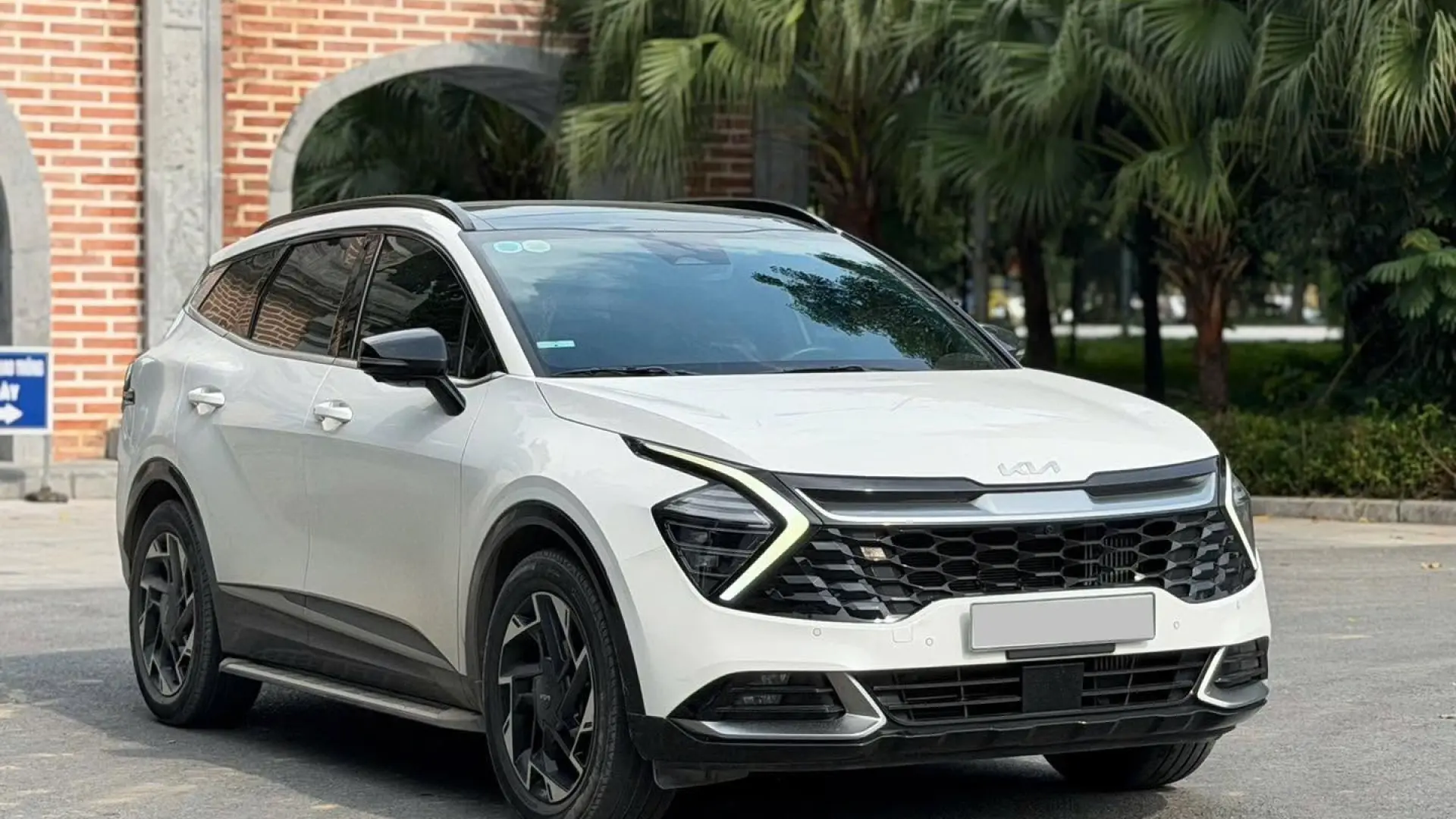Kia Sportage 2024, bản Signature 1.6T AWD X-like