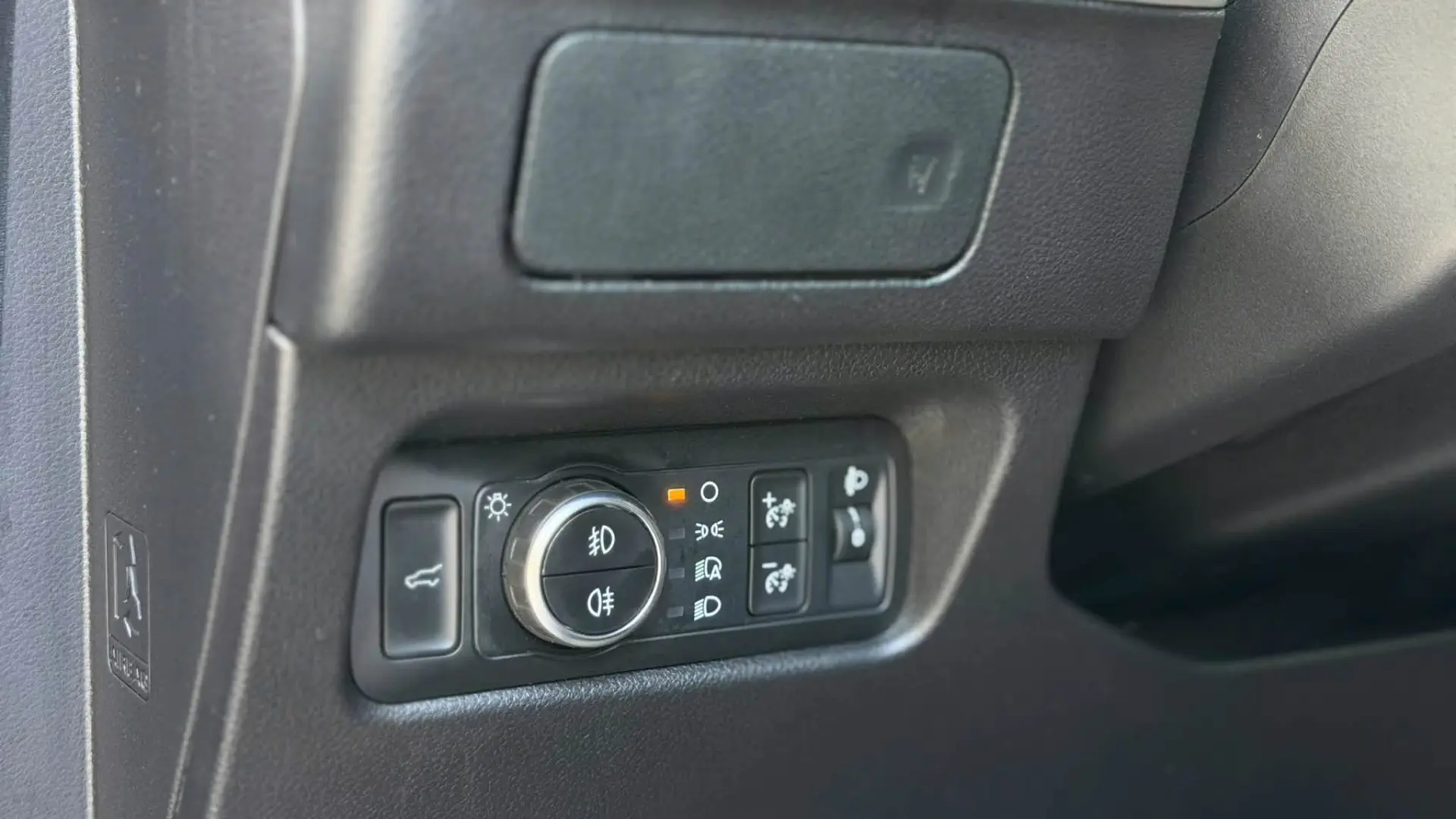 Ford Everest Sport 2023