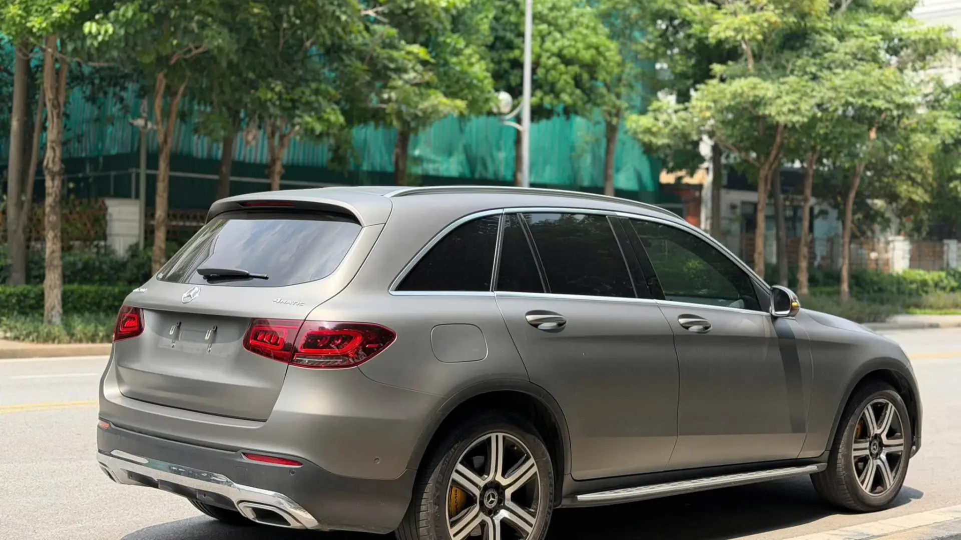 Mercedes-Benz GLC200 4MATIC 2021