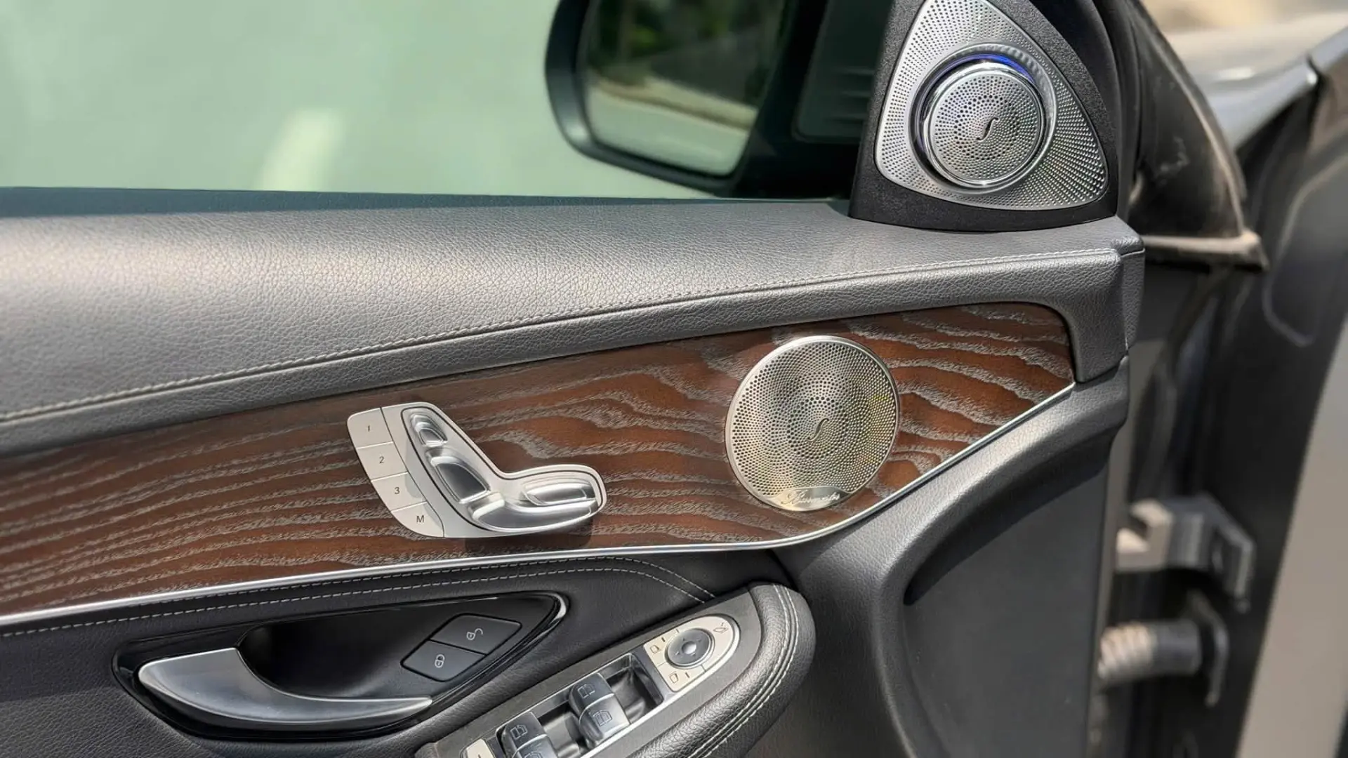 Mercedes-Benz GLC200 4MATIC 2021