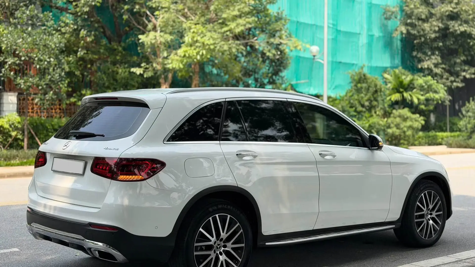 Mercedes-Benz GLC200 4MATIC 2022