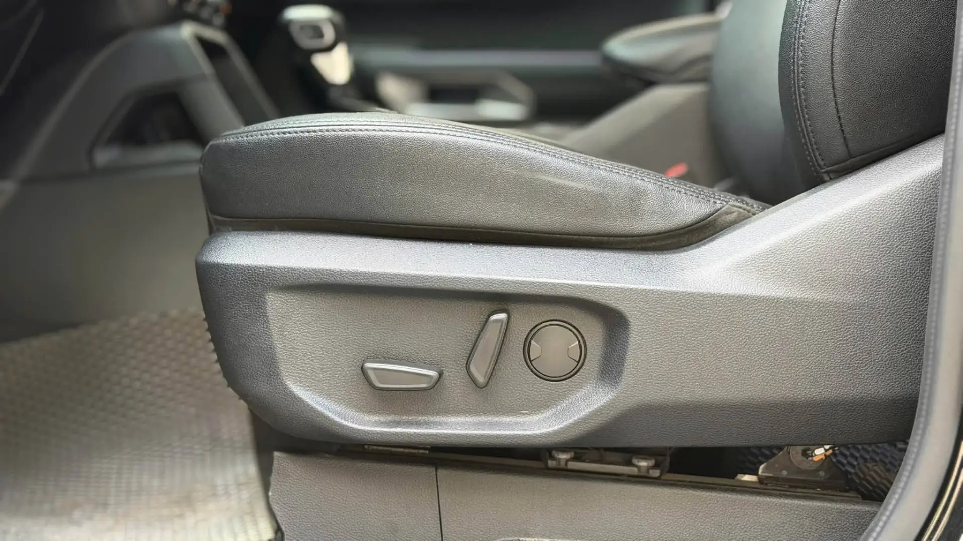 Ford Everest Sport 2023