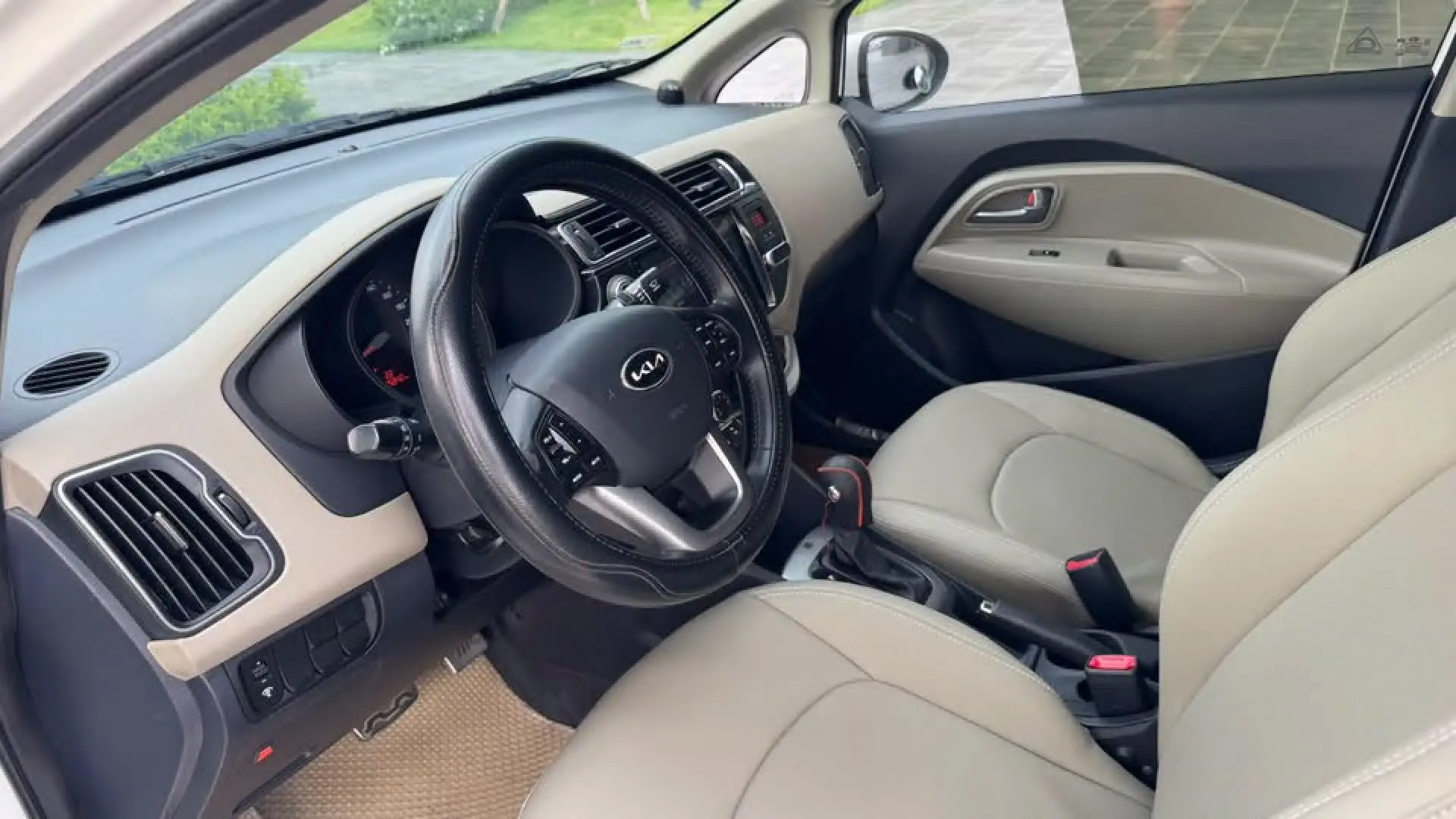 Kia Rio Sedan 2015
