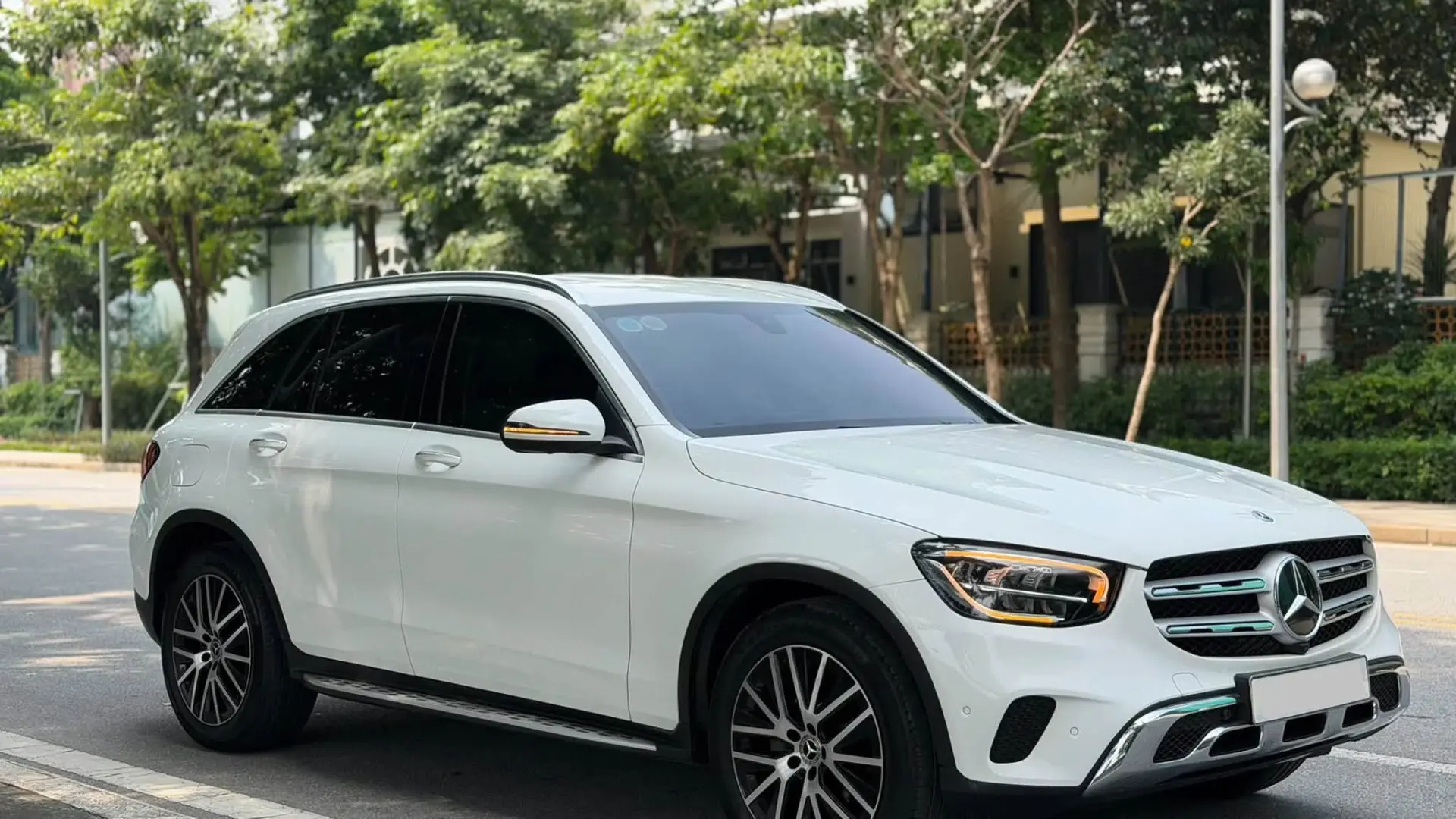 Mercedes-Benz GLC200 4MATIC 2022