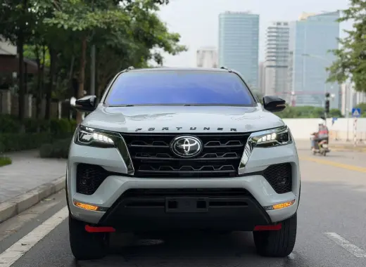 Toyota Fortuner 2022 – Máy Dầu 1 Cầu