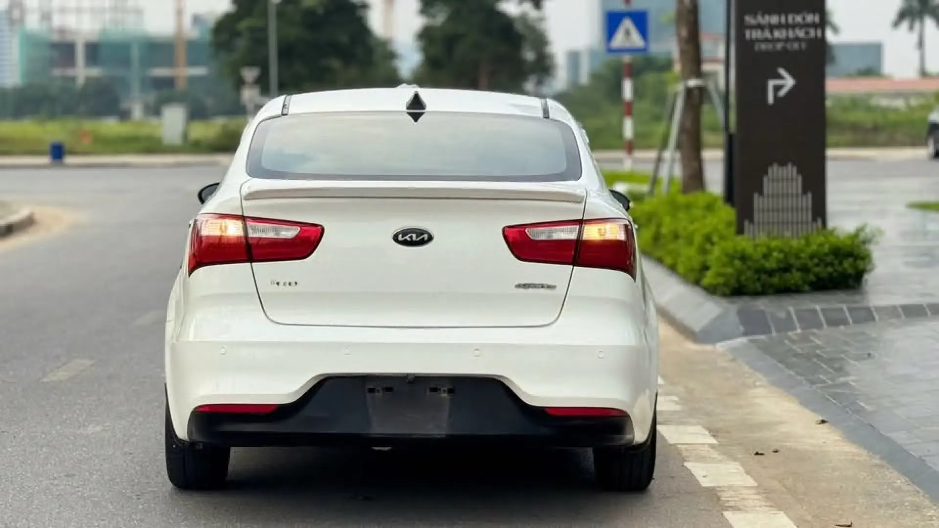Kia Rio Sedan 2015