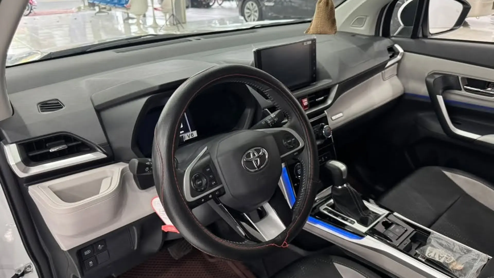 Toyota Veloz Top 1.5CVT 2025