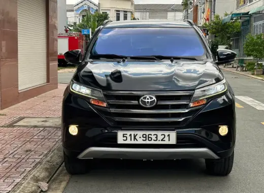 Toyota Rush 1.5 AT năm 2019