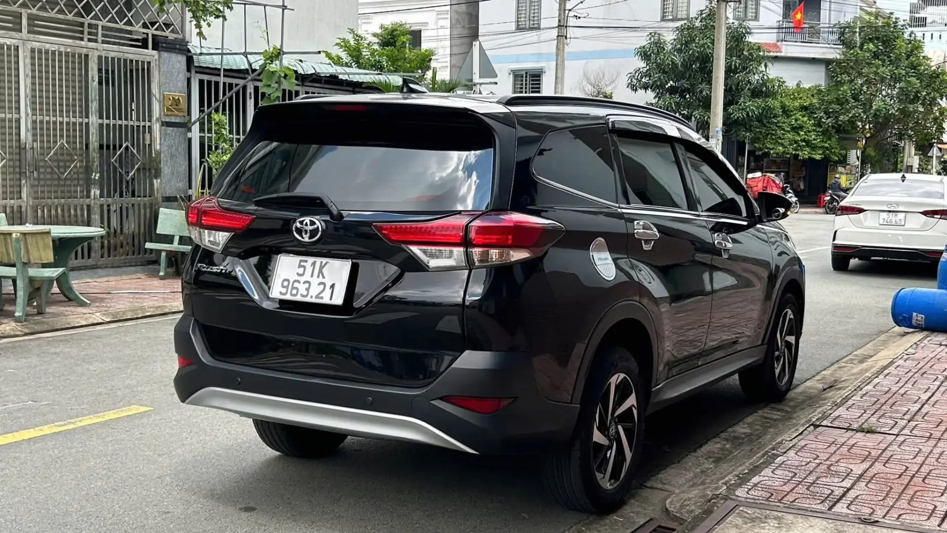 Toyota Rush 1.5 AT năm 2019