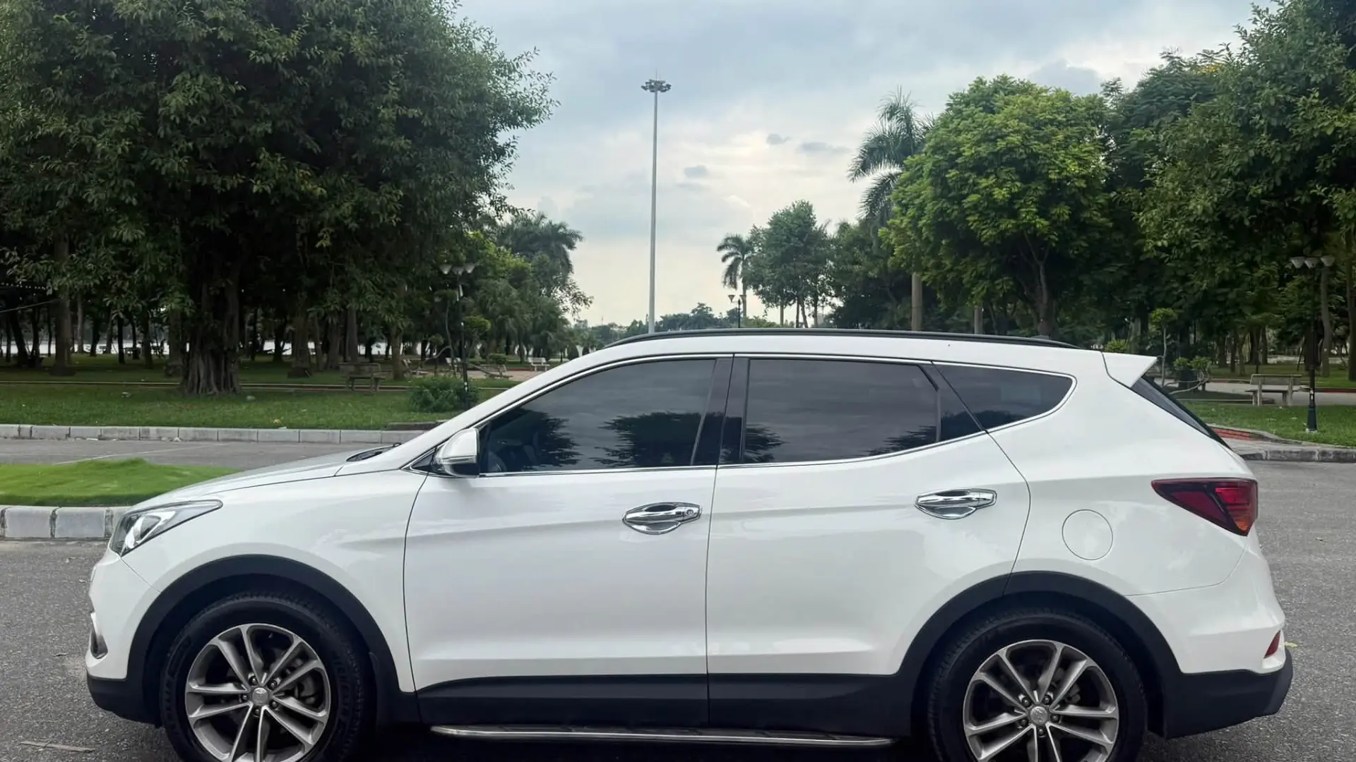 Hyundai SantaFe 2018 full máy xăng