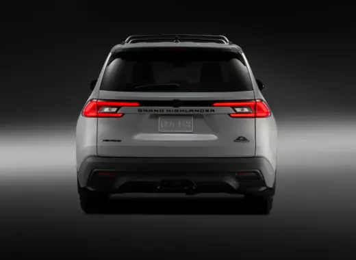 Đã có phiên bản Toyota Grand Highlander hầm hố hơn một chút