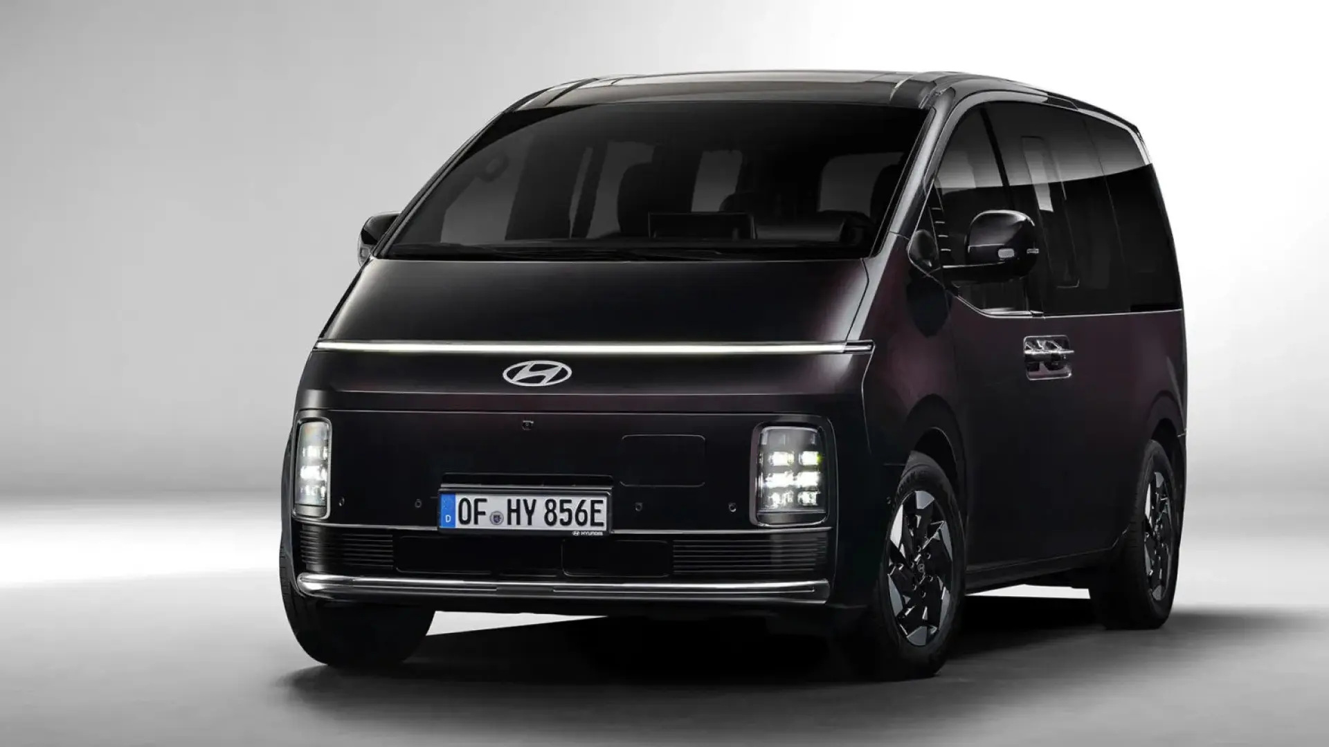Minivan điện Hyundai Staria Electric