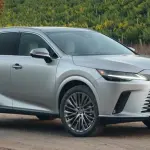 Lexus RX 350, chữ 'RX' thực chất là viết tắt của từ gì?