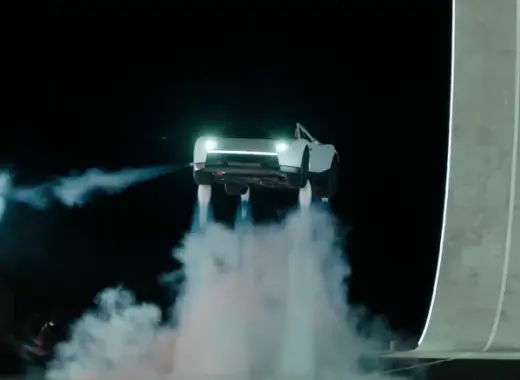 Khả năng tăng tốc từ 0-100 km/giờ của Tesla Roadster trong 0,81 giây